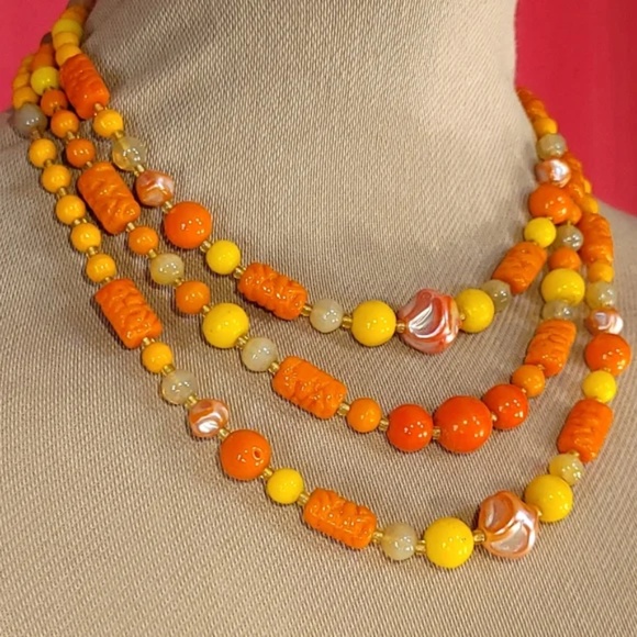 Vintage 1950s German 3 Tier Tangerine Bib Choker - Picture 3 of 8